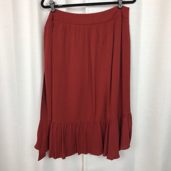 Elegant Red Wrap Skirt - Picture 6 of 8